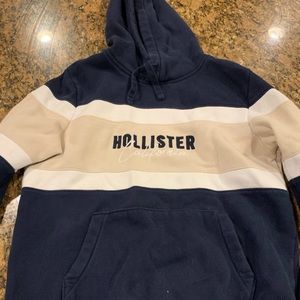 Hollister sweatshirt